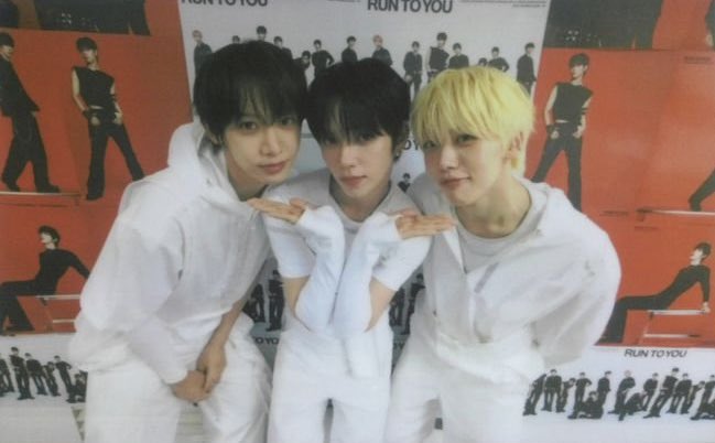 saparaluman's tweet photo. who’s the best trio and why is it prettyz https://t.co/RnXD1VoSye
