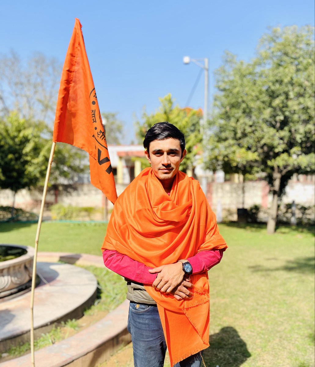 choudharyman98's tweet photo. अखिल भारतीय विद्यार्थी परिषद (ABVP) के स्थापना दिवस 9 जुलाई की संगठन के प्रति समर्पित सभी कार्यकर्ताओ एवं छात्र छात्राओं को हार्दिक बधाई एवं शुभकामनायें |
@ABVPVoice @AbvpJaipur @JaipurAbvp @ABVPJaipurPrant https://t.co/26817VdjGd