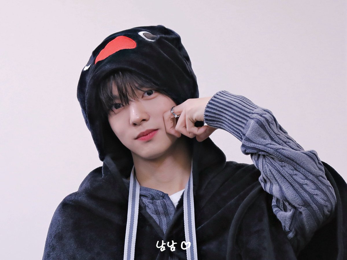 wooanii's tweet photo. 𝐃𝐎𝐇𝐘𝐄𝐎𝐊｜𝟮𝟲𝟬𝟲𝟭𝟮 팬싸

˚꩜｡⋆. 𐙚˚

#네이즈 #NAZE #도혁 #DOHYEOK https://t.co/saerLGczpN
