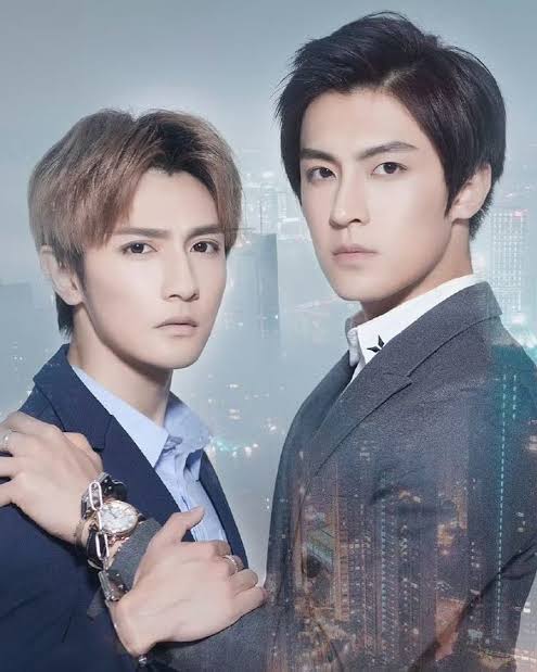 bxxm227's tweet photo. Double Helix was actually the cleanest version of the original novel, cus in the novel; both of them had babies with women, and #LuFeng graped #Yichen infront of his kid.
#DoubleHelix #aroundtriptolove https://t.co/y4JW9zaXXo