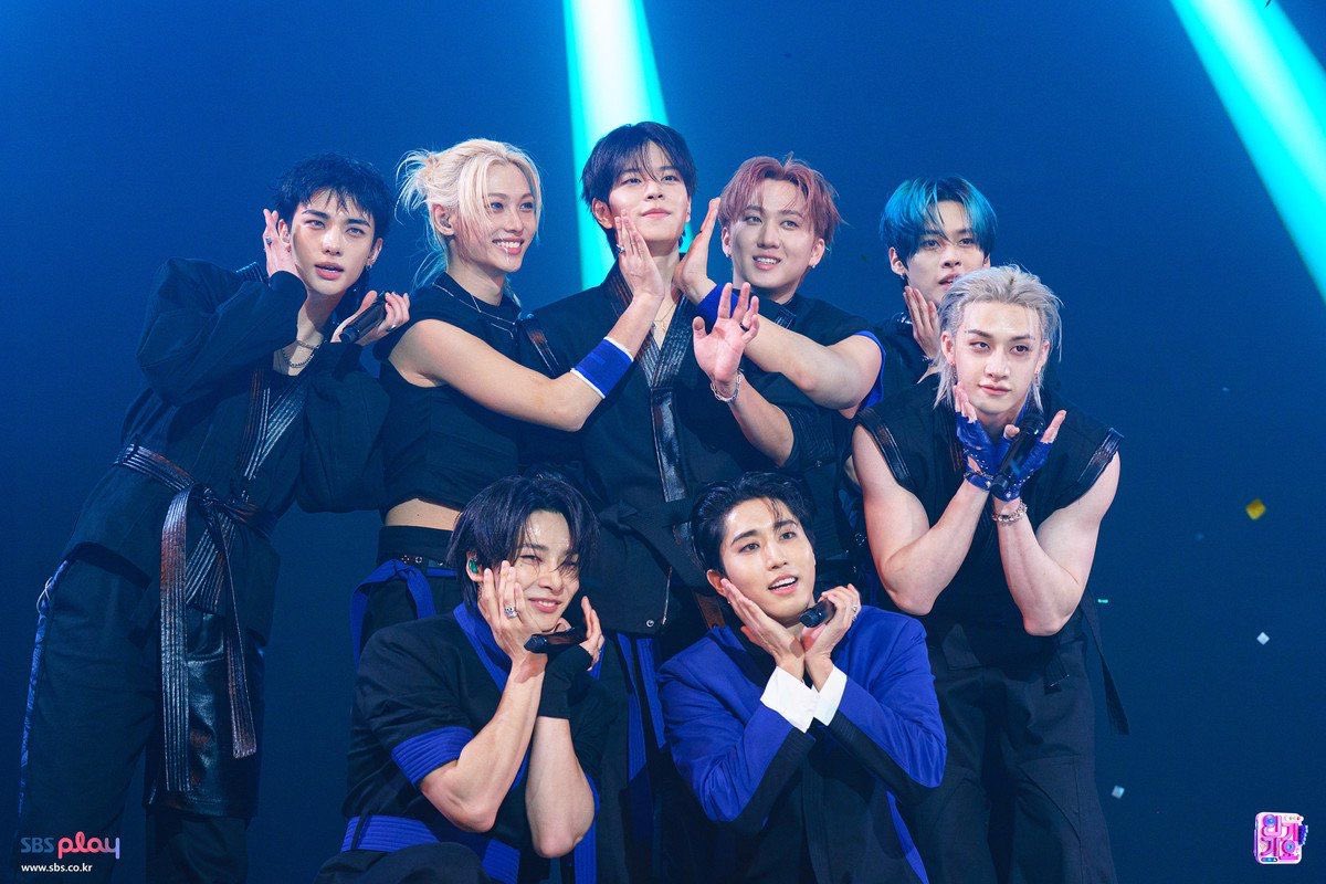 fallen_skz's tweet photo. I love these boys…

All 8….

Every ounce of them….

And I fully support anything they take time to create for me…

I am a Stay 🤍🤍 https://t.co/kAICMMyUGD