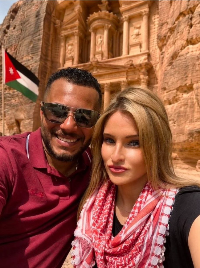 TheHarrisSultan's tweet photo. If suicidal empathy had a face.

She would be alive today if our society hadn't infected the minds of impressionable people with the woke mind virus.

Start judging cultures through the lens they deserve. Primitive misogynistic cultures produce primitive misogynistic men. https://t.co/C5trulPSH5