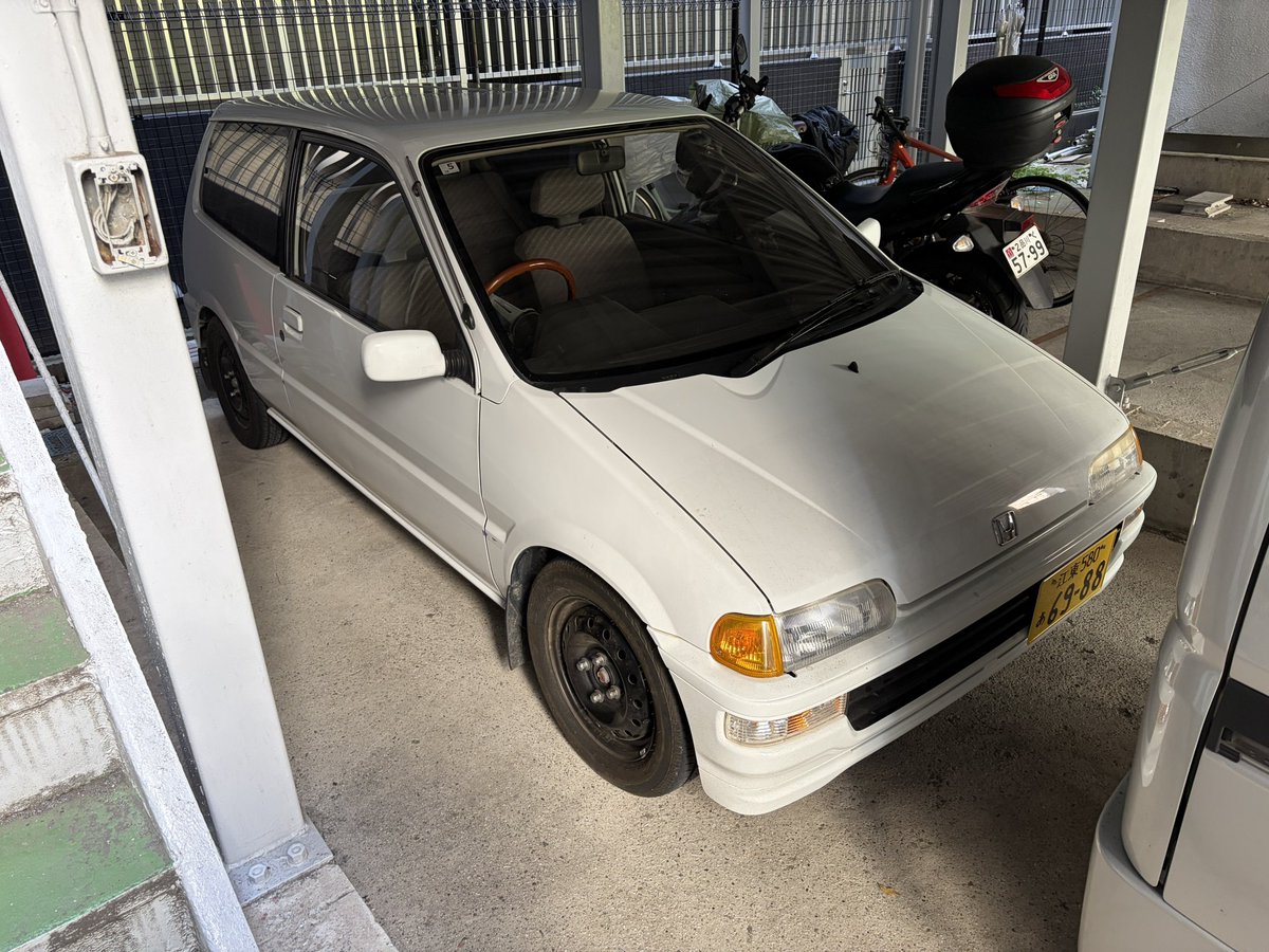 p__kabocha's tweet photo. トゥデイ車検ほぼ満タンだけど車検通した以降乗ってないンゴねえ

35万で欲しい人いたらどうぞ 深谷市より

エアコン効く、自走可だけどキャブ調整はした方が良い https://t.co/UYmduEghrs