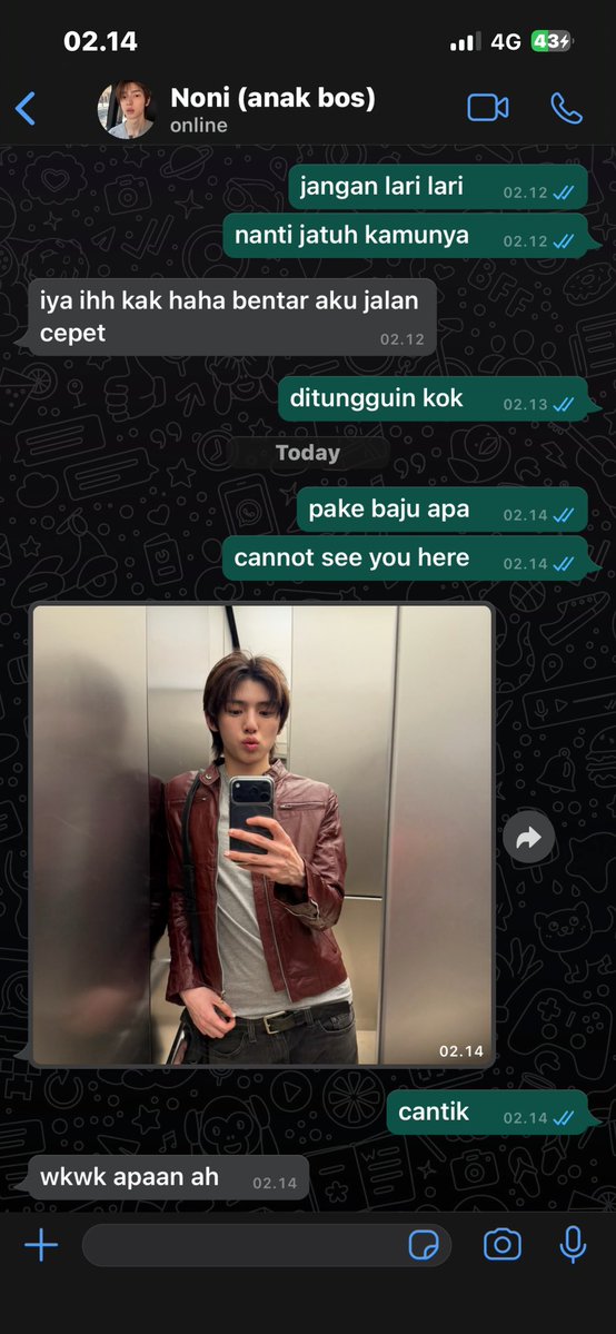aktivisbuaran's tweet photo. what if #ryulhoon au 
driver mami and anak mami yg hobinya shopping 

a few tweets au https://t.co/oVYu5ZnELm