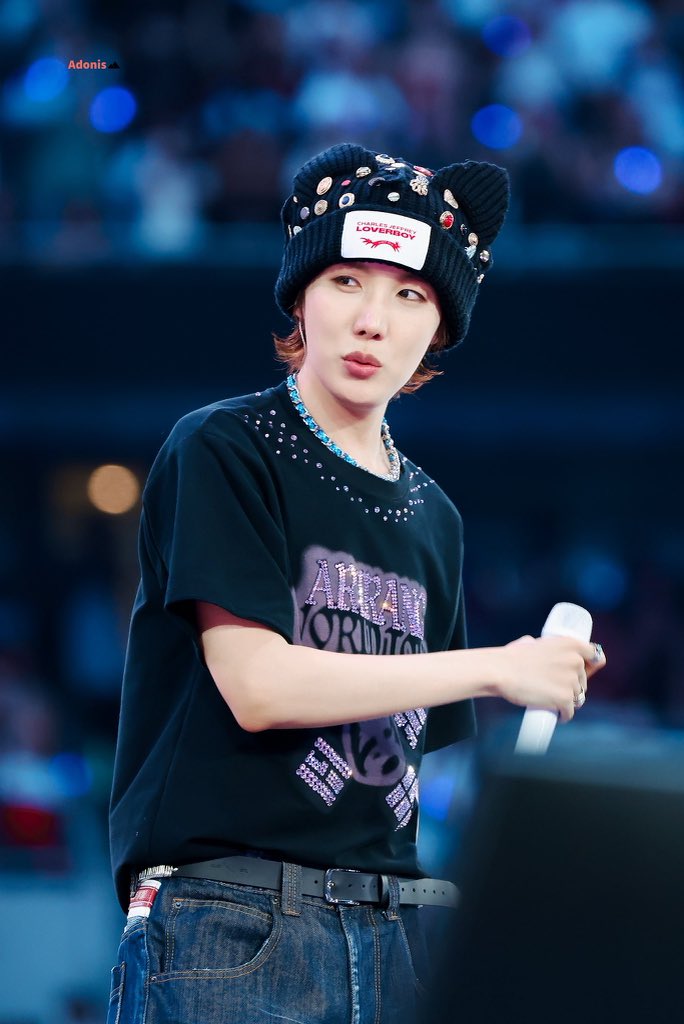 BunRosa4's tweet photo. 260701 BTS WORLD TOUR 'ARIRANG' IN BRUSSELS #방탄소년단 #BTS #BTS_WORLDTOUR_ARIRANG
#BTS_WORLDTOUR_ARIRANG_EUROPE
#BTS_WORLDTOUR_ARIRANG_BRUSSELS https://t.co/CtTj1Otex2