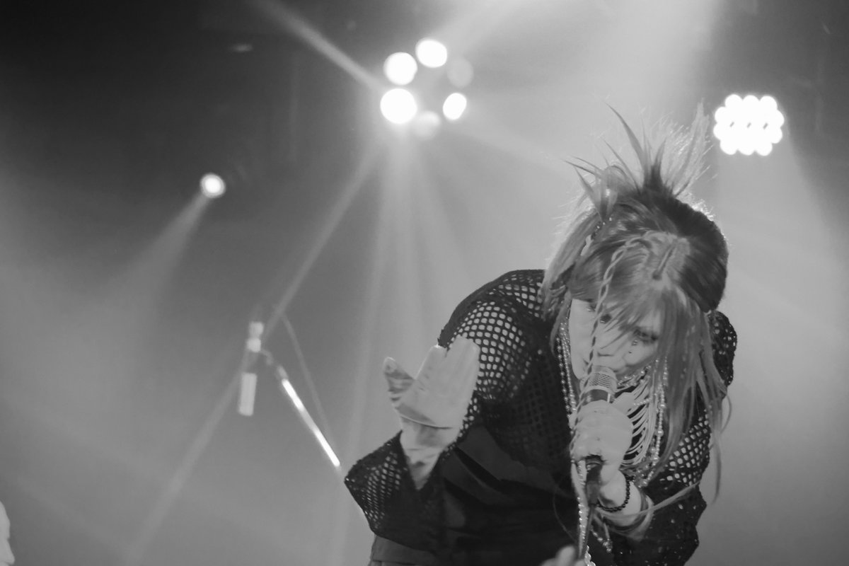 夜-yoru- official tweet media