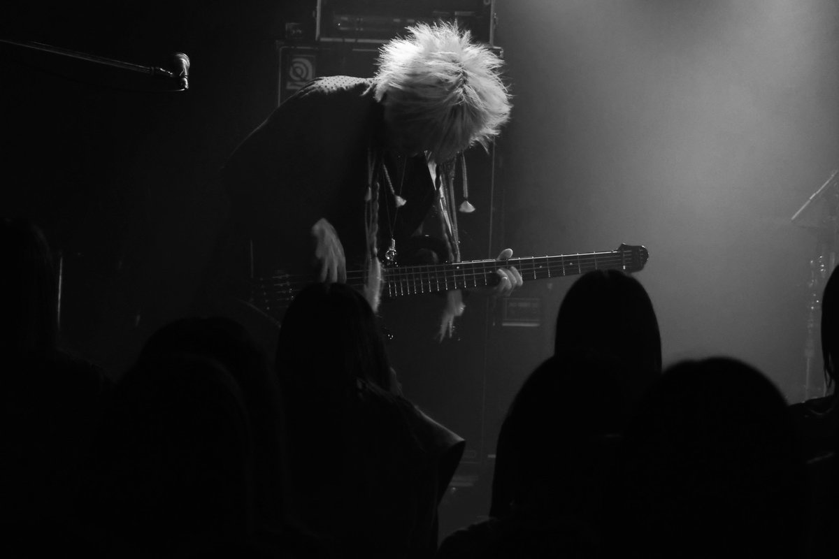 夜-yoru- official tweet media