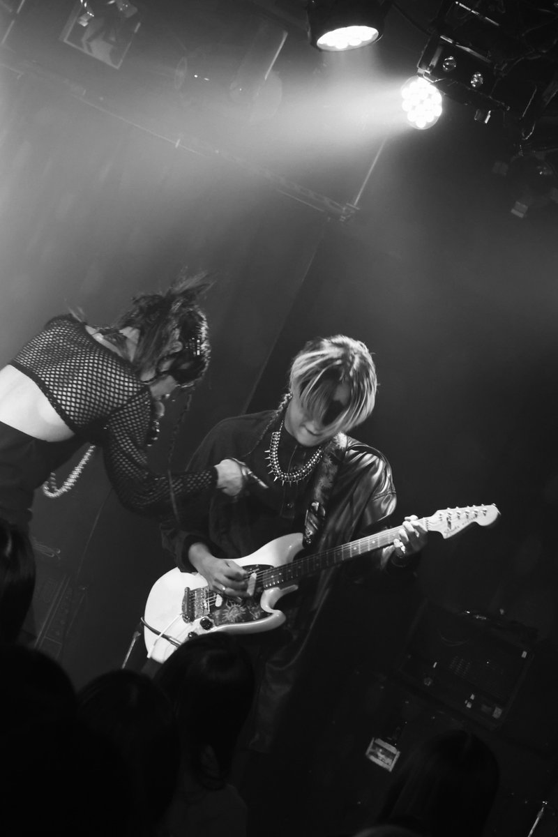 夜-yoru- official tweet media