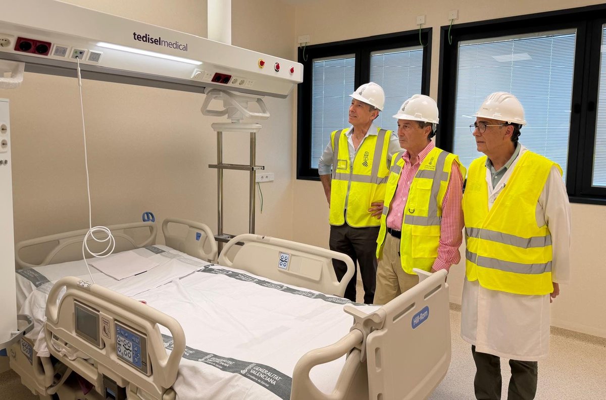 generalitat's tweet photo. 🏥🏗 El nou edifici d'hospitalització de l'Hospital @GVAclinic afronta la recta final de les obres

🔚 Finalitzaran al setembre

💶 Inversió: 71 M€

El nou edifici disposarà de ⤵
🛌 168 habitacions
🩺 29 boxs de crítics
🩻 servicis de Radiodiagnòstic, Hematologia, Nefrologia, Medicina Interna, Oncologia i Pneumologia, entre altres

👩‍⚕️ @GVAsanitat

🔗 https://t.co/viEm7Y5Uve