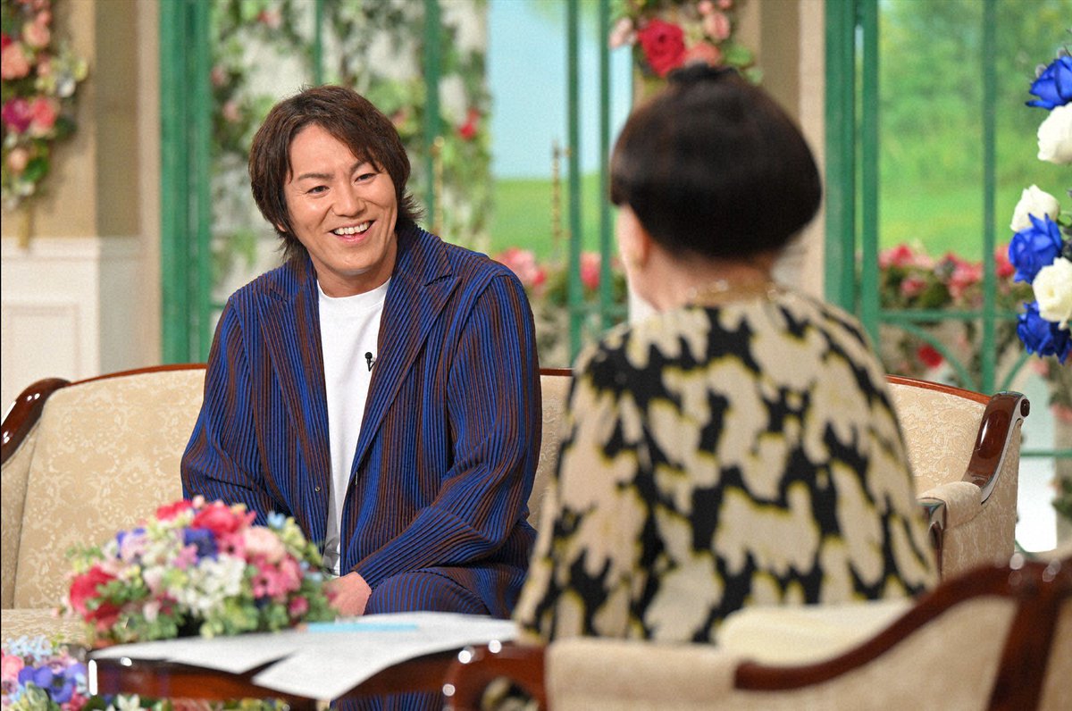 oricon's tweet photo. 狩野英孝、『徹子の部屋』で全力一発ギャグ
神主デビュー時の“大失敗”エピソードも告白
https://t.co/kg4bardND1

@kano9x https://t.co/qXd8yzmfnX