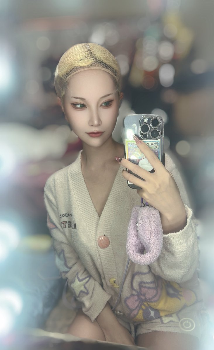 hubku43359's tweet photo. 男装だけど久々に宅コスしたよ
コスプレあるあるだと思うけど玉ねぎ姿が1番盛れる🧅 https://t.co/HvgQMGeRcv