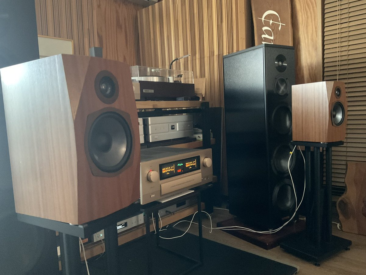 cantabile_audio's tweet photo. ただいま再生中 bliss / quiet letters
暑い日には北欧エレクトロニック系で涼やかに…

話変わって、今週末土日は第123回Monthly試聴会
準備はほぼ完了、アキュフェーズで鳴らす新進国産スピーカーメーカーのデビュー作。詳しくは下記リンクで！

https://t.co/GFXrhWd3Aq https://t.co/FfVJKfTfsH