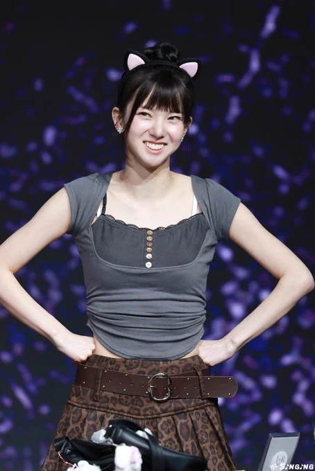 YUJIN - Search / X
