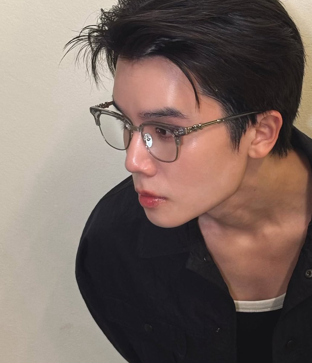 Jai_bx's tweet photo. กินแลกแว่น https://t.co/x5RL3ufd5a