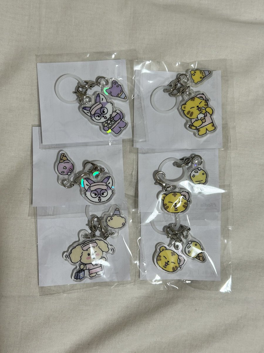 _aaaa_aaaai's tweet photo. セブチ SEVENTEEN ポップアップ ポプア ガチャ グッズ めじるしアクセサリー めじるしアクセ カプセルトイ 顔 全身 トラム チェチェリー ドア タムタム ポッドンイ

譲　ウォヌ ホシ ドギョム

求　スンチョル 全身 > ジョンハン 顔 全身

都内手渡し>郵送
お気軽にお声がけください🌷 https://t.co/ULzVqyfqn6