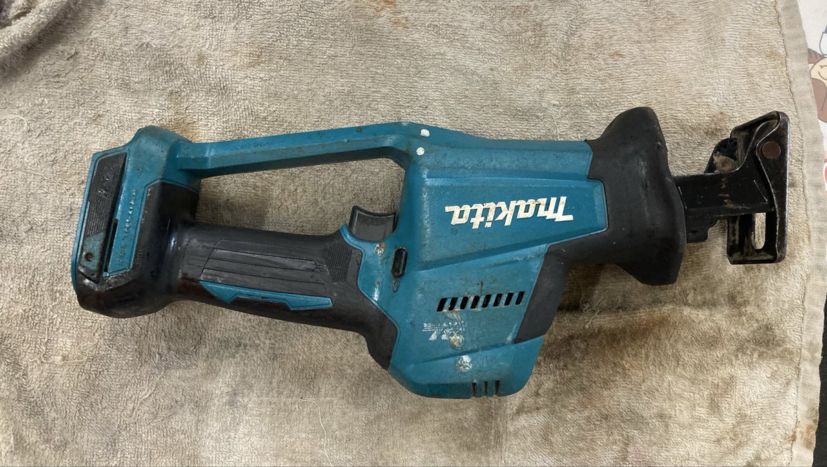 マキタ18V充電式レシプロソーJR189D入荷しました！ 6.0Ahバッテリー1個 