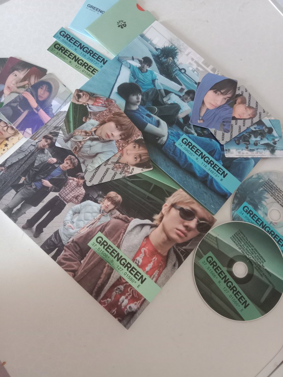 _blubub0's tweet photo. AFTER KENA SCAM 3X DAN DUIT GUE MELAYANG SEMUA AKHIRYA ALBUM GUE DATENG BERWUJUD😭🤲🏻 https://t.co/eazMmK83dJ