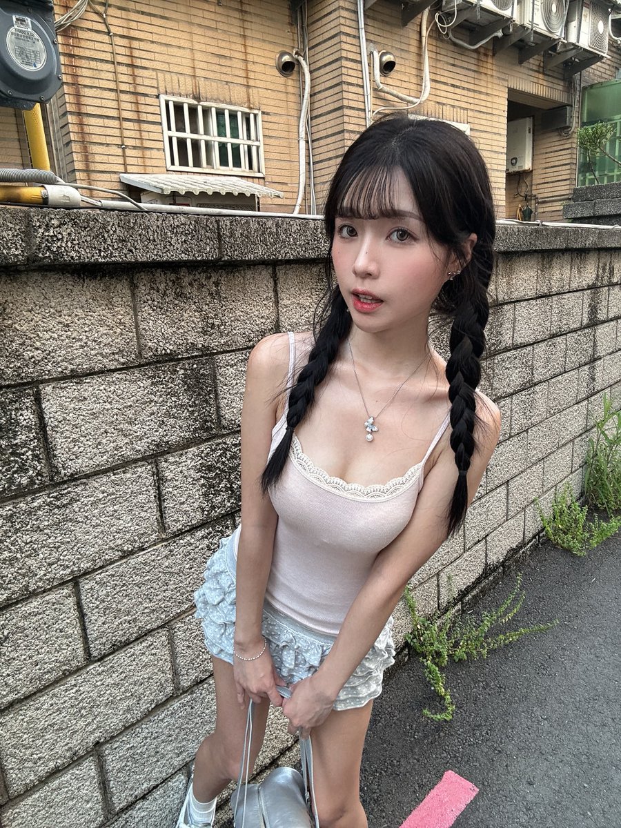 ruru3z1's tweet photo. 今天在新竹穿這樣 https://t.co/bRoocc7dCw
