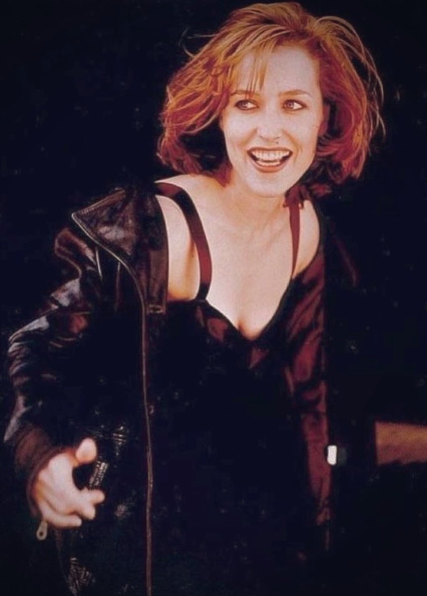 ContextGillian's tweet photo. Gillian Anderson https://t.co/M4K3VpHyCb