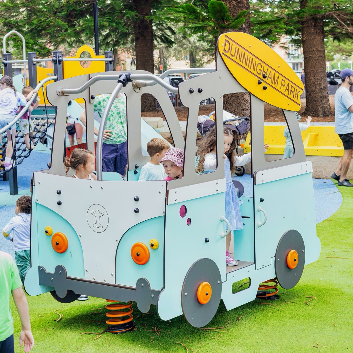 Proludic's tweet photo. Everybody’s surfing at Dunningham Park Playground, Australia! 🏄‍♀️🏄‍♂️🌊 

The surf-inspired Van Springer J951® brings coastal charm, rocking fun and imaginative group play for up to 10 children, helping develop balance, coordination and social skills. Age 2+ https://t.co/AKXVOj5j5p https://t.co/GpSdUPfpso