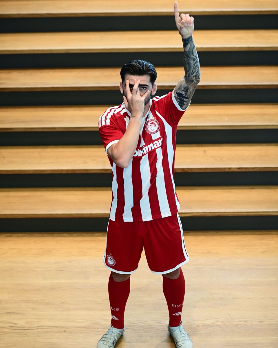 olympiacosfc's tweet photo. 𝙉𝙚𝙬 𝙖𝙙𝙙𝙞𝙩𝙞𝙤𝙣 ✨

Introducing Jota Silva 🇵🇹 https://t.co/oqcsfnDTf1