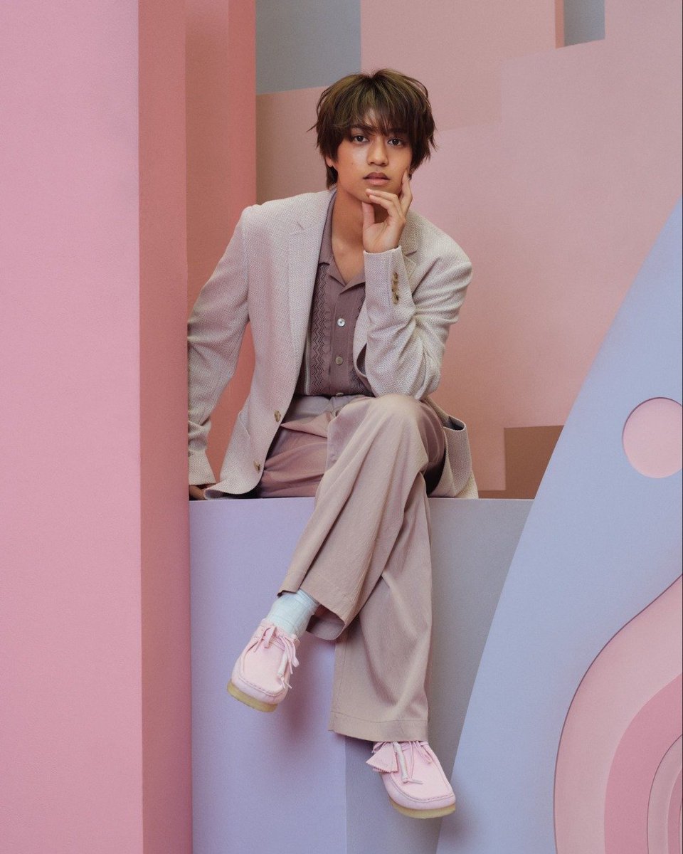 Prism__Trend's tweet photo. 【神ビジュ😭King &amp; Prince初のEP『So Honey EP』が9/2にリリース決定🎉】

“BITTER or SWEET”なラブソングが詰まった4形態📀ウォームトーンの新アー写も今のキンプリらしさ全開で大優勝！
#KingandPrince #キンプリ #SoHoneyEP #永瀬廉 #髙橋海人 #ティアラ #最新トレンド https://t.co/6sX7pEIyu7