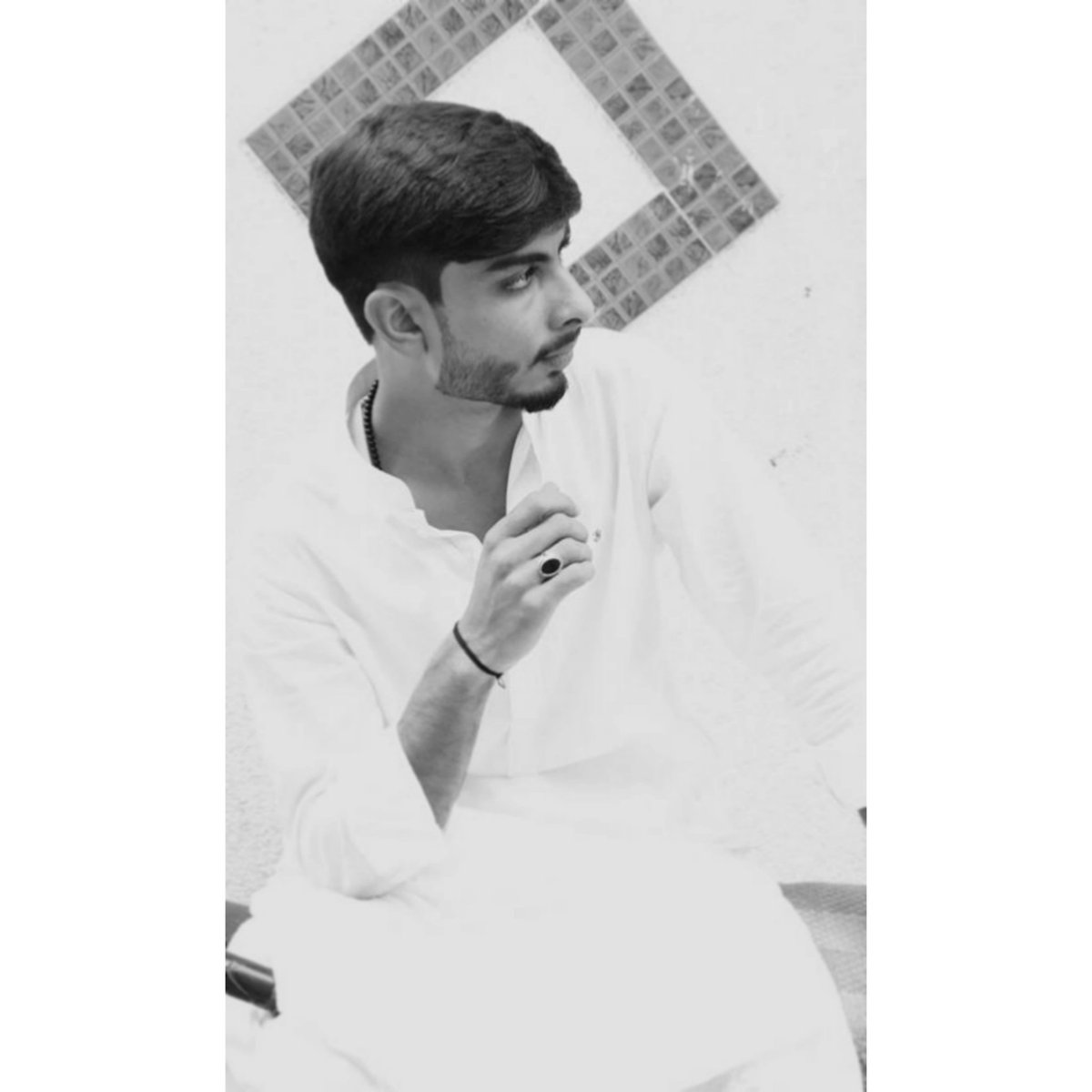 JunaidKhanM1's tweet photo. #TiMe WiLL #TEACH YoU 😇 https://t.co/msQJM23Cjd