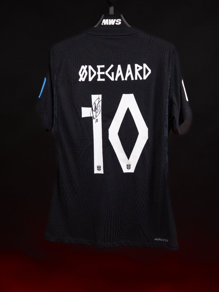 MatchWornShirt's tweet photo. 🚨CALLING ALL VIKINGS 🗣️

Look out for a Martin Ødegaard match-worn & signed shirt from their clutch 3-2 win against Senegal in the Group Stages, where the captain provided an incredible assist to seal their first round of 16 appearance in 28 years. 

Own a moment of Norway's historic run 👉 https://t.co/EIKxBuLjq2