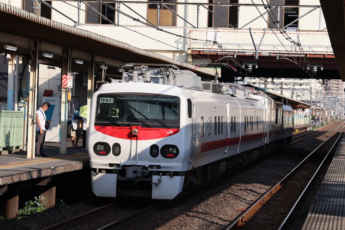 AGEO331's tweet photo. E491系East i E +マヤ50
中々行く機会なくてお顔変わってから2年ぶりの編成で撮れて良かったでつ🚄 https://t.co/XuernnJpbr