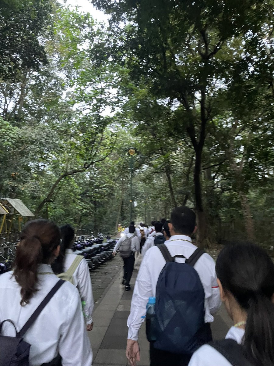 BEMFEBUI's tweet photo. gambaran kegiatan maba UI 26 bulan depan🤩 udah siap belum?~~~ https://t.co/huCHaYStzP
