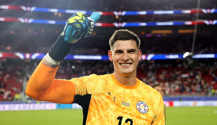 futbolin46's tweet photo. 💎OTW #21💎

Orlando Gill (26 años) es un portero paraguayo que juega en San Lorenzo🇦🇷.

Esta temporada ha jugado 22 partidos dejando 14 porterías a 0 y encajando 18 goles.

Ha sido internacional absoluto 11 veces y debutó en el mundial con 26 años🇵🇾. https://t.co/AwOTqTvvlF