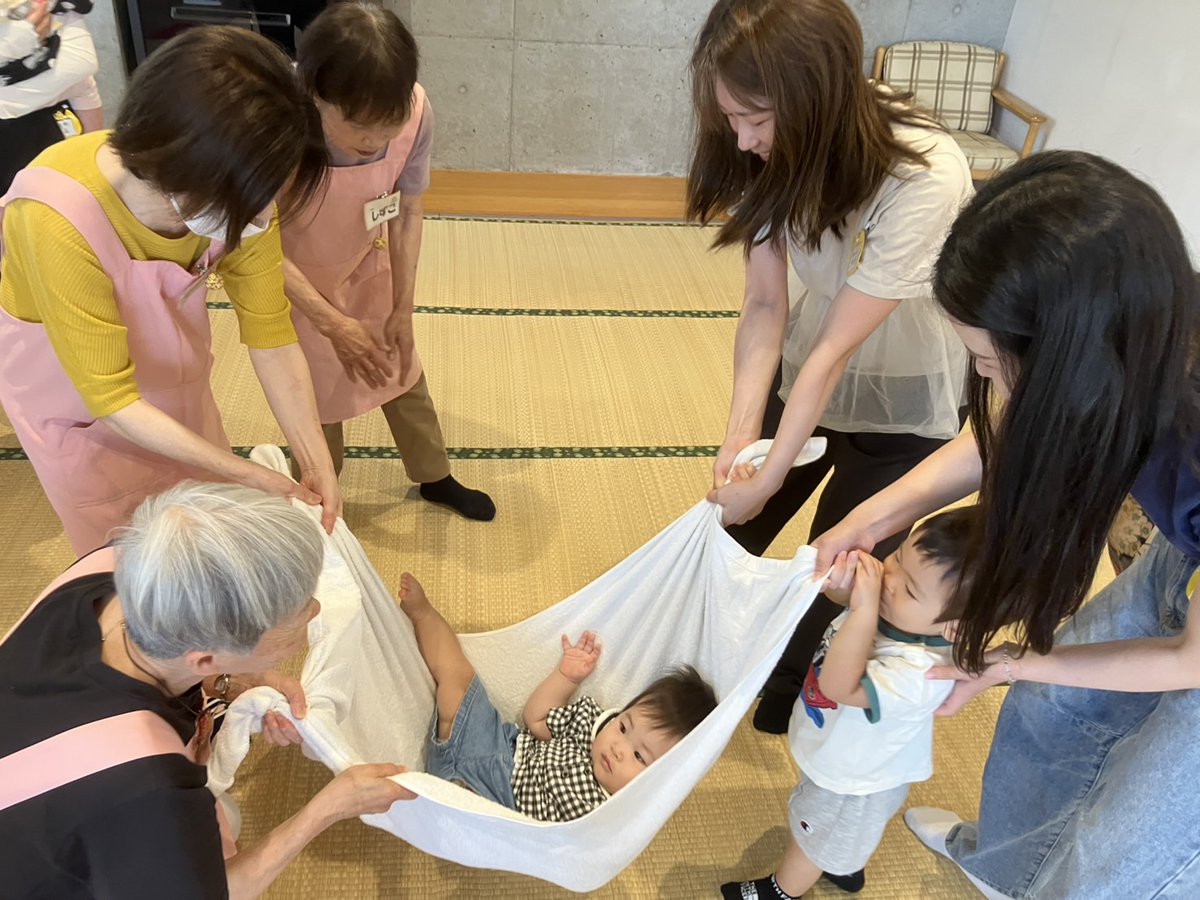 setouchisyakyo's tweet photo. 【子育てサロンゆめっ子についてのお知らせ】
子育てサロン「ゆめっ子」は、子ども達と一緒に遊ぶのが大好きなおばあちゃん達が月に1回開催しています♪
託児所ではありませんが、ボランティアのサポートで一緒に楽しく過ごしませんか？

～代表者からのメッセージを紹介します‼～ https://t.co/diicYOvO3j