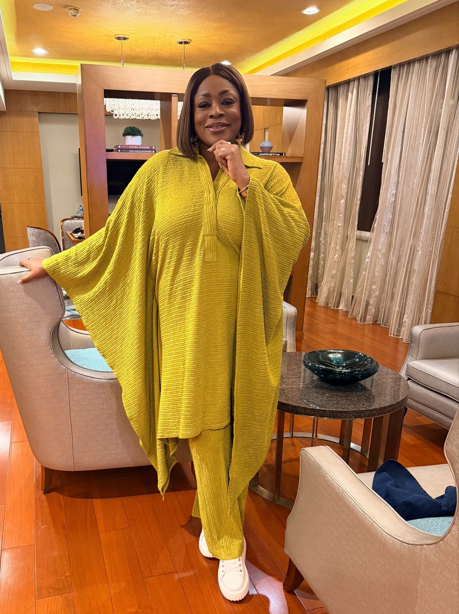 sinach's tweet photo. Do not allow fear to stop you from walking in God’s purpose. Fear focuses on what could go wrong, but faith remembers who God is. 

“For God is working in you, giving you the desire and the power to do what pleases him.”
Philippians 2:13 NLT https://t.co/1ykVdzho9q