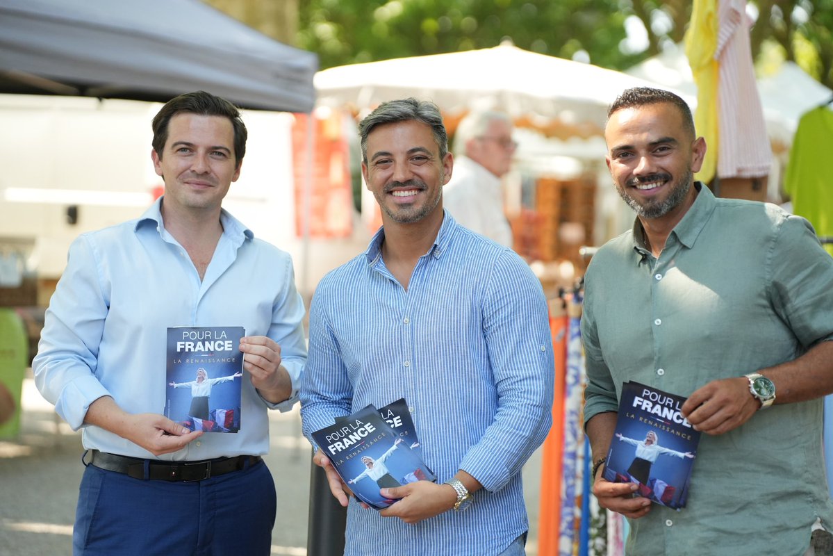 BourlieuxJimmy's tweet photo. Sur le marché de Salles pour lancer la campagne présidentielle de @MLP_officiel en Gironde ! 

Si, vous aussi, vous souhaitez nous aider à gagner la grande bataille de France, rejoignez-nous sur https://t.co/j5Sf0gYPhM ! https://t.co/TOLgNkeb4v