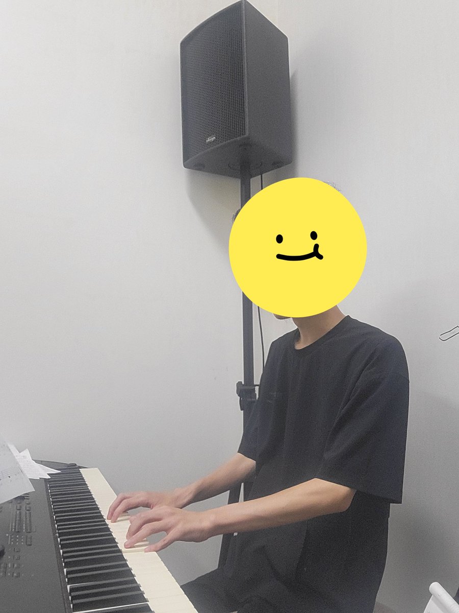 dongha1996's tweet photo. 先生に撮られた https://t.co/ptc36alvuh