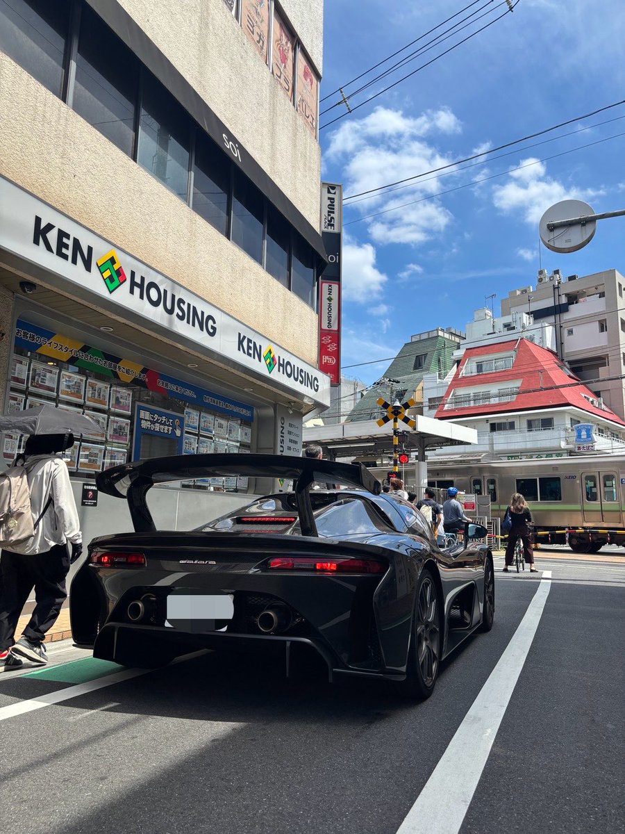 nono_FD2's tweet photo. この写真好きすぎる
プロにとってもらいたいなぁ https://t.co/HV82f6p3zf