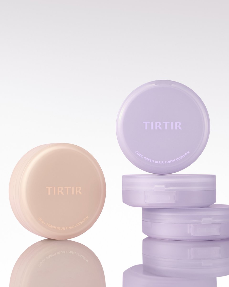 beautyfulence's tweet photo. 【TIRTIR ベースメイクセット プレゼント企画🎁】
��合計350名様✨

🎀フローレス ポア プレップ プライマー
（プライマー）50名
or
🎀 クールフレッシュフィニッシュクッション2種 300名

※どちらかランダム！

下地から���上げまで
崩れにくいベースメイクに🥹🫶

①フローレス ポア プレップ プライマー
夏のメイク崩れに悩んでる方！これ1本仕込むだけで
毛穴補正、メイクの密着度を上げてくれる！

②クールフレッシュフィニッシュクッション2種
（ラベンダー・ピーチセット）
粉っぽさゼロで、メイク崩れを防ぐ新感覚液状パウダー＋自然なトーンアップ

みんなはどっち狙い？？🥹💕

🌟応募条件🌟
♡この投稿をいいね＆RT
♡ @TIRTIR_jp @beautyfulence をフォロー

🌟当選率アップ方法⤴️
使ったことのあるTIRTIR商品のレポと

#TIRTIR
#崩れないベースメイク

をつけてコメント or 引用RT🎀