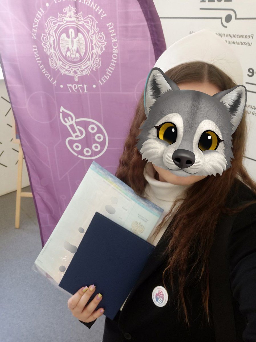 nancynova_'s tweet photo. graduated from the university. it's finally over! but I wish he was part of my celebration too🎉 https://t.co/uwEZtQO8pd