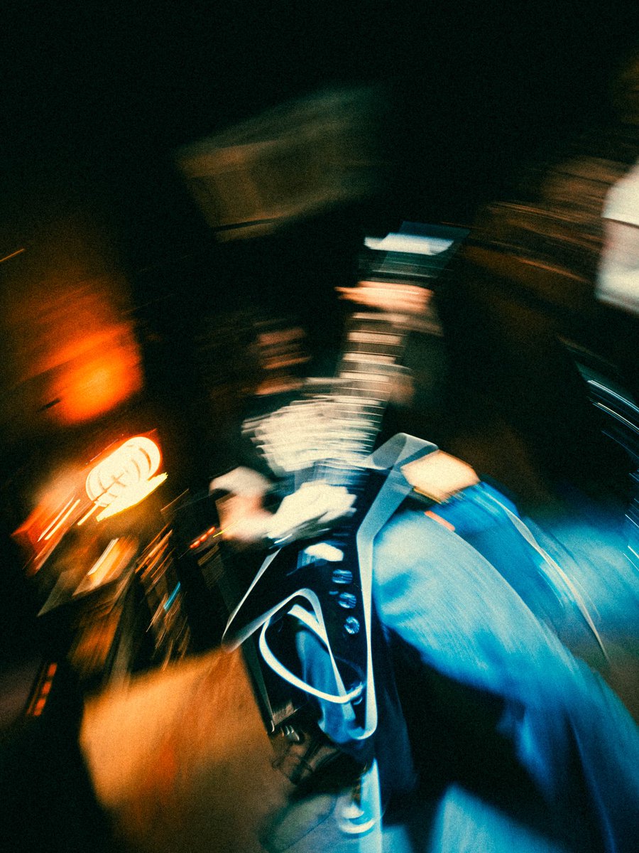 sofarsogoodhxc's tweet photo. a blurry shot is just pure peak

📸: Ben Hunt https://t.co/A4hR5QzBRR