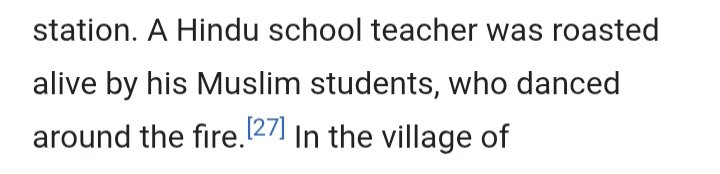 6thWazir's tweet photo. Girls: We don't want any religious barriers in our friendship. We love our Hindu mates

Meanwhile Boys with their Hindu teacher - https://t.co/BcMz6dknEG