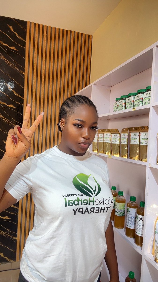 auntyajoke_'s tweet photo. One of my guys called me the other day and told me his grandma was suffering from hypotension and almost all the herb sellers they’ve met only deal with hypertension and not hypotension.

I said, no problem, I can handle it. 
Gave him some recipes to get as first aid before he got the herbs from me.

The grandma called me herself yesterday morning to thank me and give her review, her bp is now getting regulated and doesn’t drop drastically during the day anymore. 

For your herbal remedies, Ajoke herbal therapy is the place you can get the best. 
🍀

Ibadan.
Worldwide delivery.