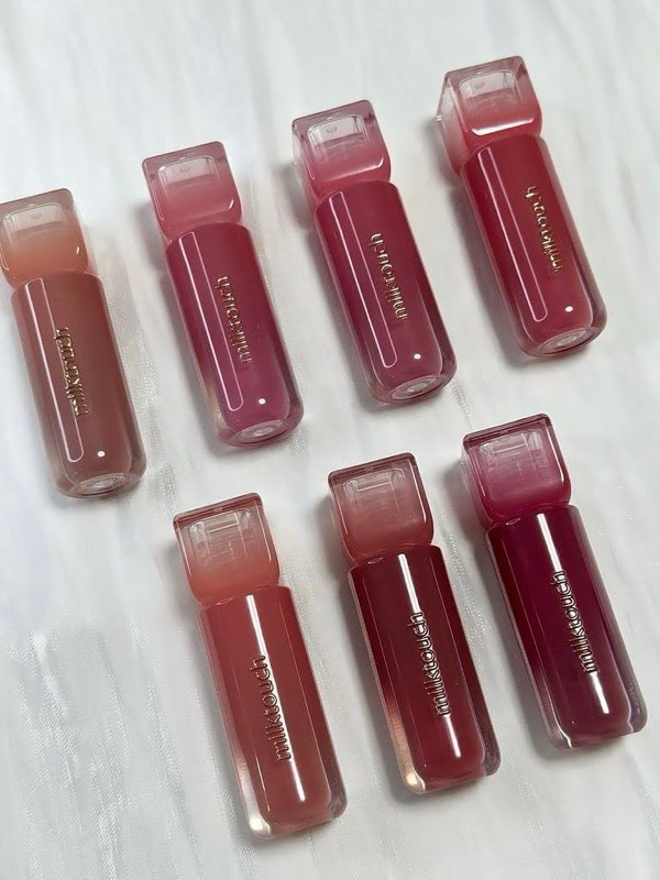 bazzcos_'s tweet photo. milktouchのグロス、全色爆買いしたけどやっぱサンプルと色味全然違うから、パーソナルカラー別にNO加工でまとめといた。 https://t.co/sqbp3lrGOZ