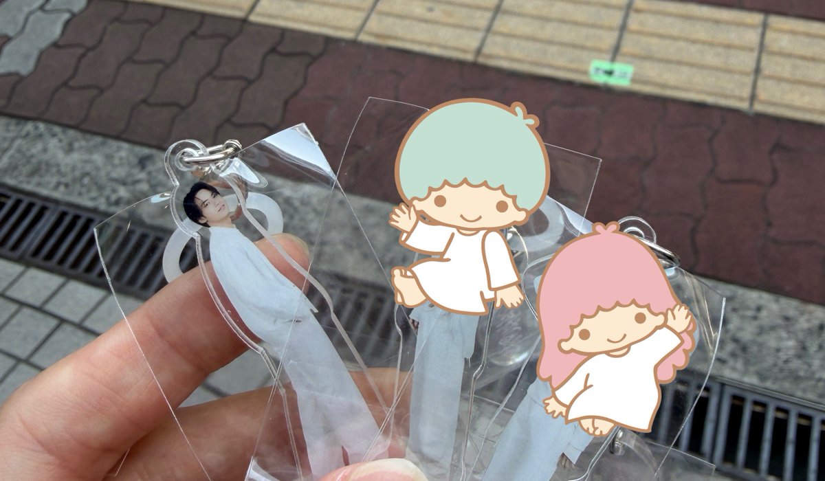 ma_jh2's tweet photo. SEVENTEEN セブチ MINITEEN ミニティーン POPUP ポップアップ ガチャ カプセルトイ ヘアクリップ　交換
【譲】
ヘアクリップ:ドギョム、ディノ
カプセルトイ:ホシ、ウォヌ、ウジ、バーノン
yakusoku ミンギュ
【求】
ジョンハン https://t.co/2CiPg9vfr1