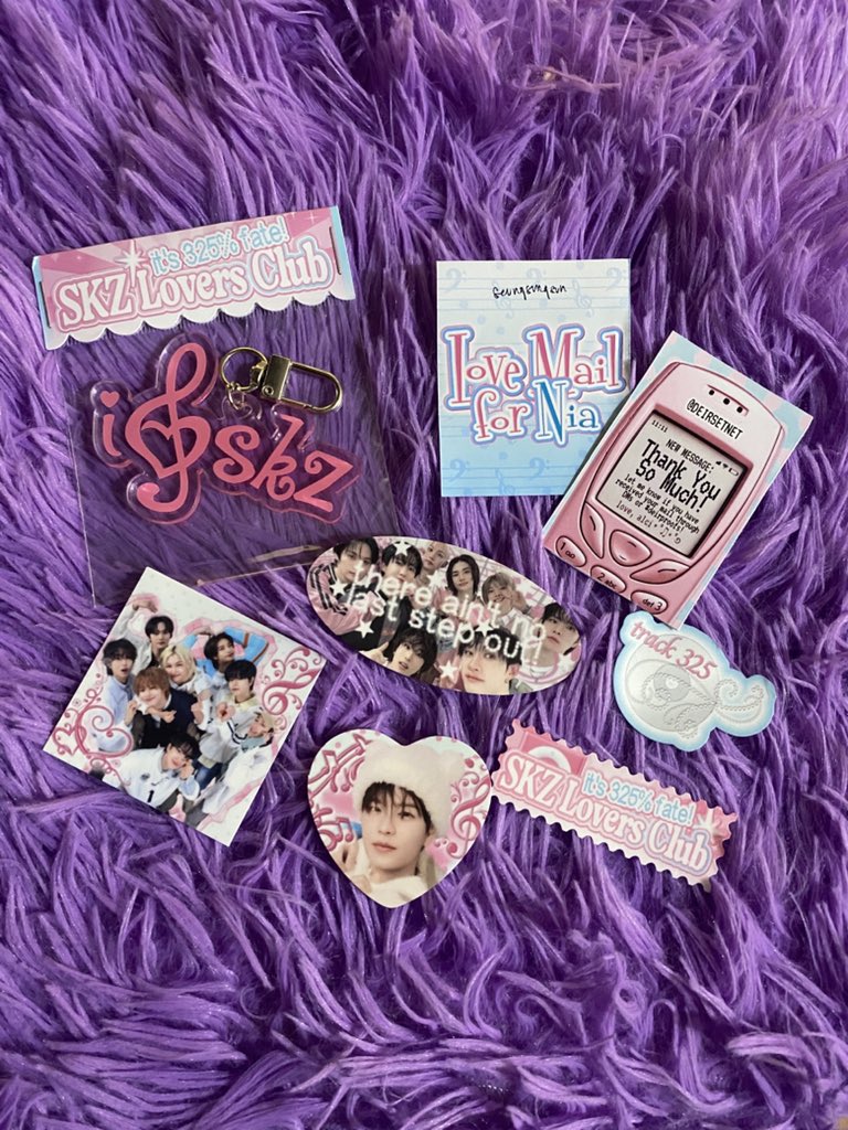 seungsungsun's tweet photo. โ happy mail !!! หสโกษห
the cutest mail ever >< so in love w this col, everything is soo pretty !!!
#deirproofs @deirsetnet https://t.co/aFMnXXPoyq