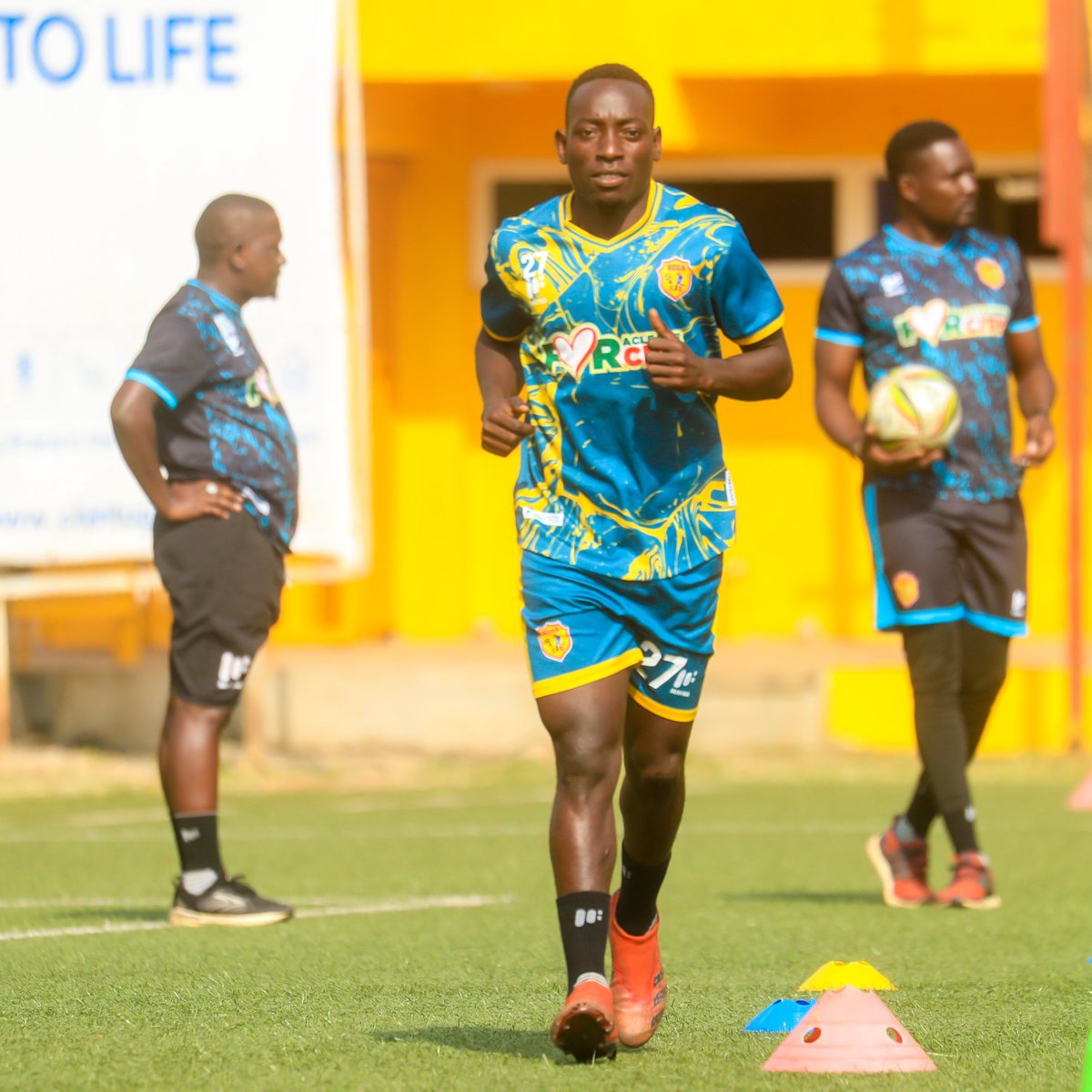 KCCAFC's tweet photo. A step at a time🏃.

#KCCAFC #PreSeason https://t.co/xFlfHQAMDX