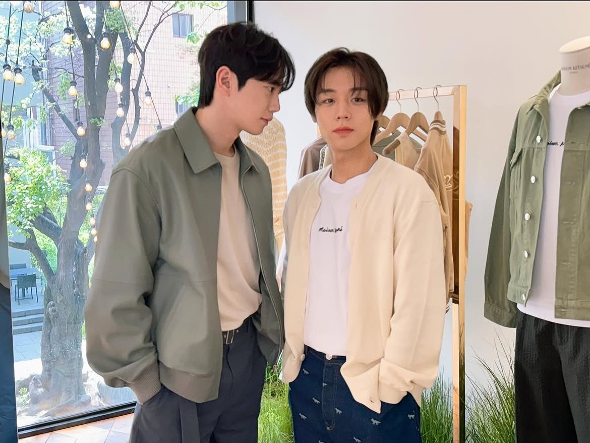 9799_collect's tweet photo. 메종키츠네 투샷 + 연하 빤히 https://t.co/yKzOjUYWy9