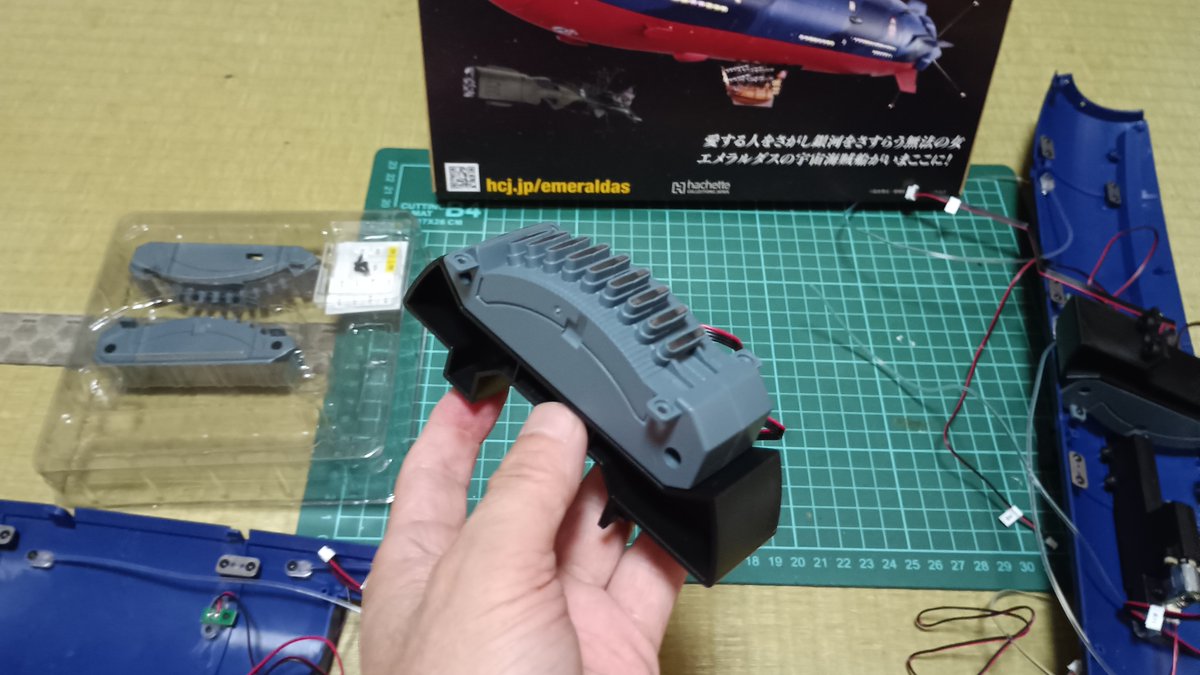 crystal719bon's tweet photo. クイーン・エメラルダス号の138号のLEDが今日やっと届きました。138号一式です。LEDテストはOK。これ���やっと右側と左側で対として完了です。次回は明日の金曜日です。#クイーン・エメラルダス号 https://t.co/9r5hGYWbxH