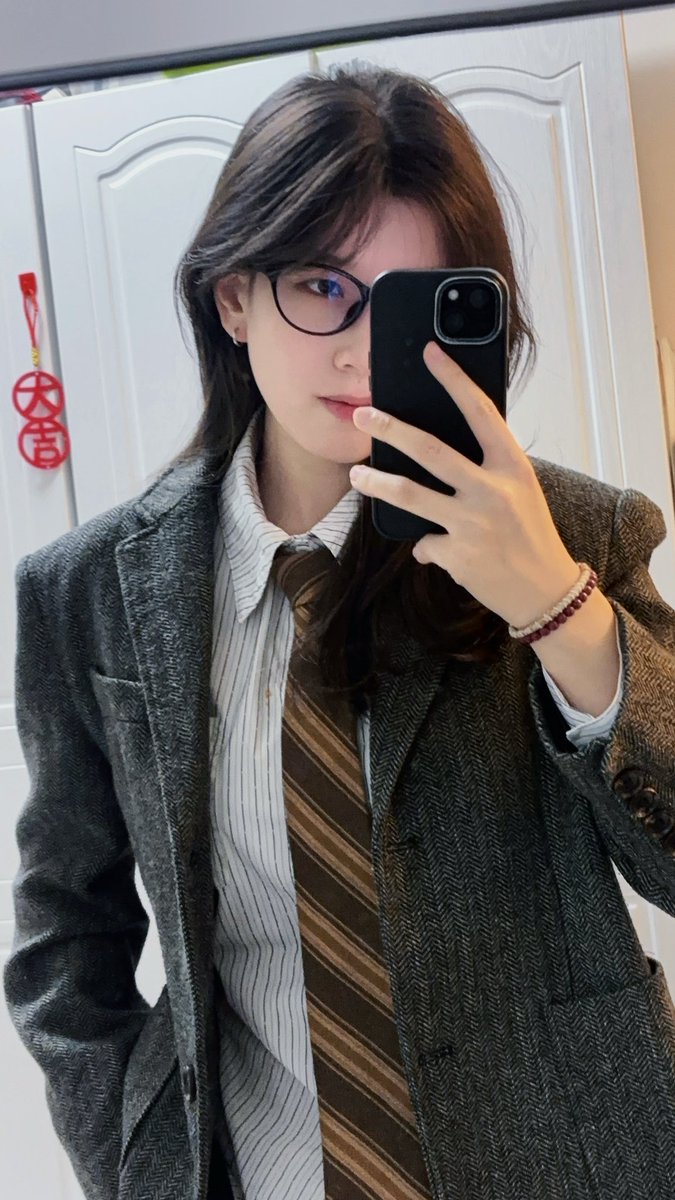 wangwangdu61786's tweet photo. 希望衣品���进步 https://t.co/mzYtc1ifSW