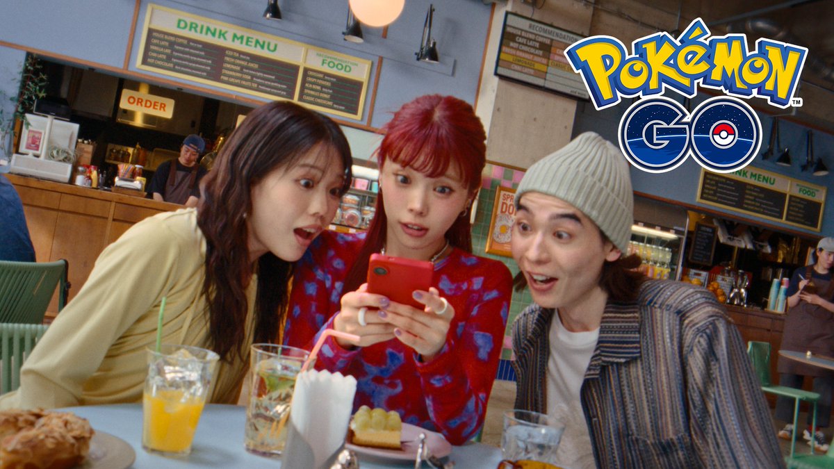 oricon's tweet photo. アイナ・ジ・エンド、妹・REiKAとCM初共演❗️
『ポケモンGO』新テレビCM出演

アイナが歌うスキャット風の楽曲にも注目
撮影現場には「ピカチュウ」がサプライズ登場⚡️
https://t.co/HEljHJcPJE

@PokemonGOAppJP https://t.co/xP3ipkDqH0