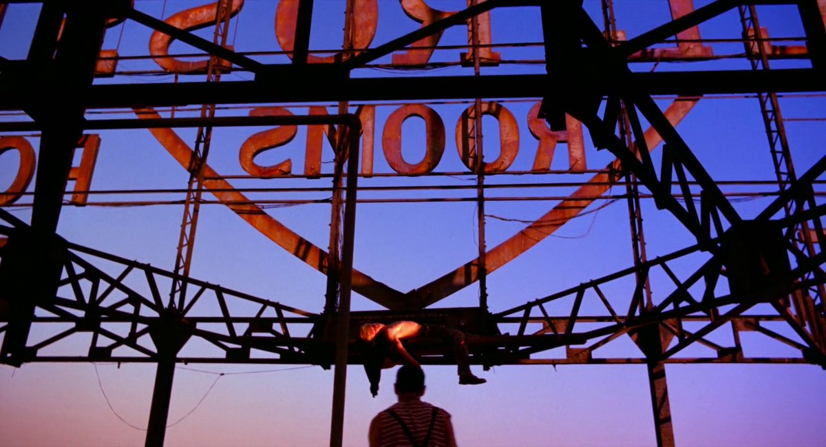 CodeineNPizza's tweet photo. Nowhere
1997 | dir. Gregg Araki https://t.co/24H8uMnwmk